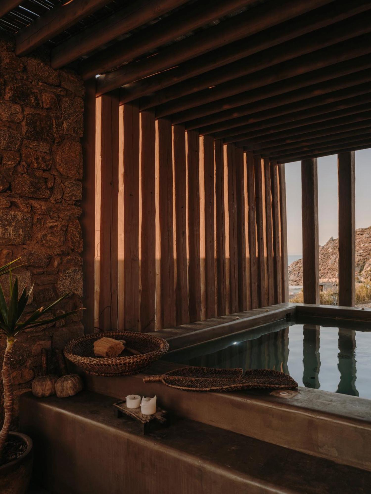The Wild By Interni Kalafati Exterior foto
